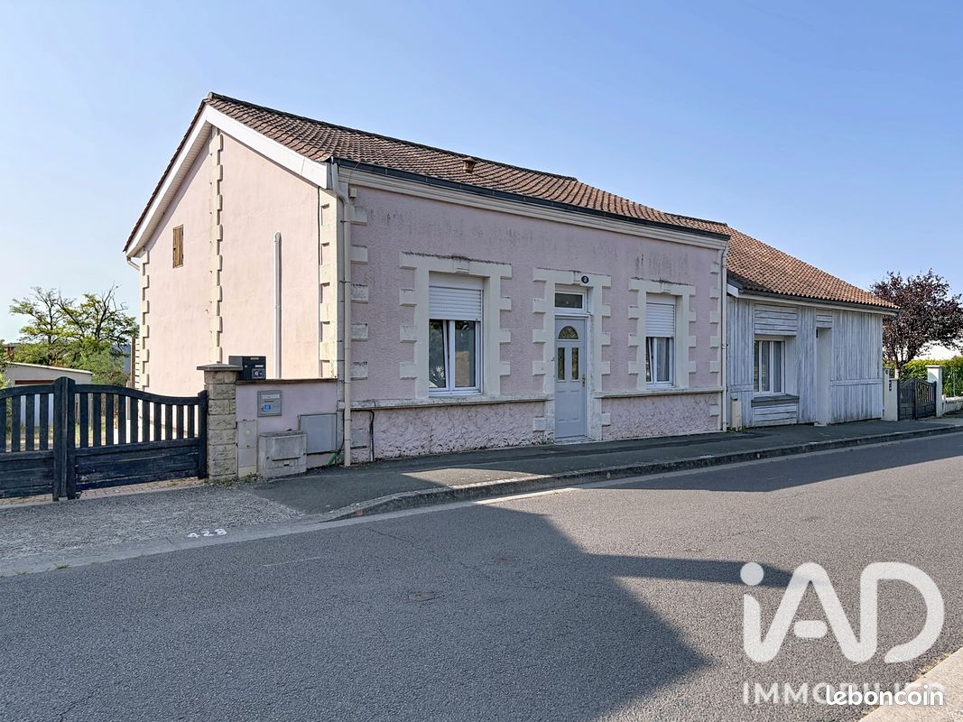 Maison 3 pièces 67 m² · à Montendre · 67 m² · 127 000 €