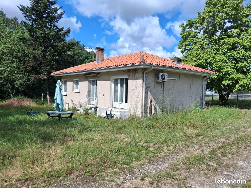 Maison 5 pièces 90 m² · à Bedenac · 90 m² · 81 000 €