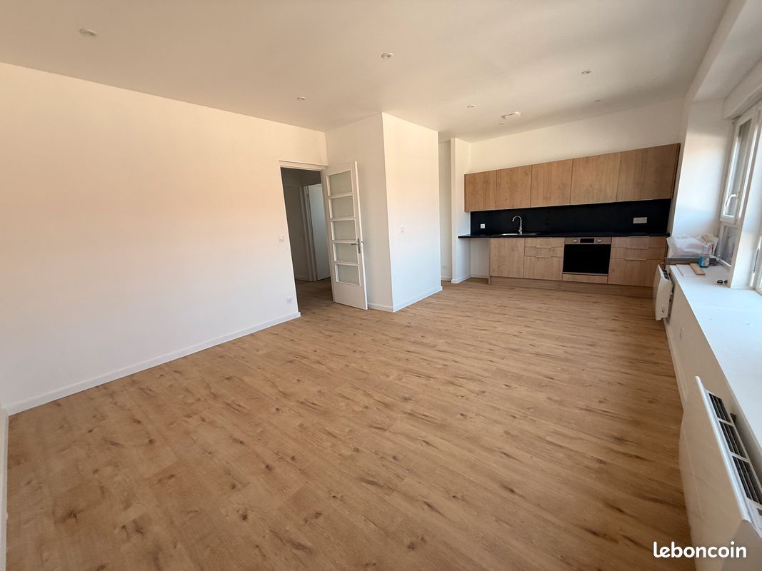Appartement 3 pièces 70 m² · à Tourcoing · 70 m² · 800 €/mois