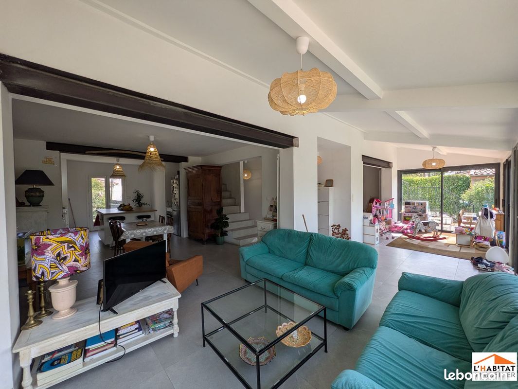 Maison 5 pièces 159 m² · à Villeneuve-Tolosane · 159 m² · 300 000 €