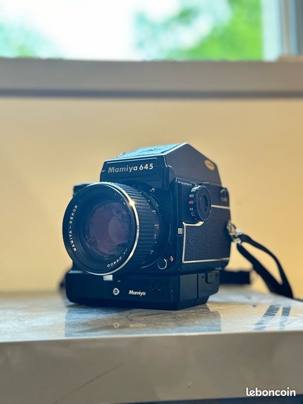 Appareil Photo Mamiya 645 1000s – Moyen Format Argentique, Occasion