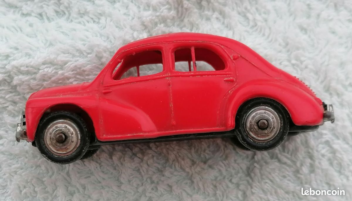 Norev Renault 4CV Orange Flash – Miniature Voiture Ancienne Reproduction Avec étiquette Et Boîte
