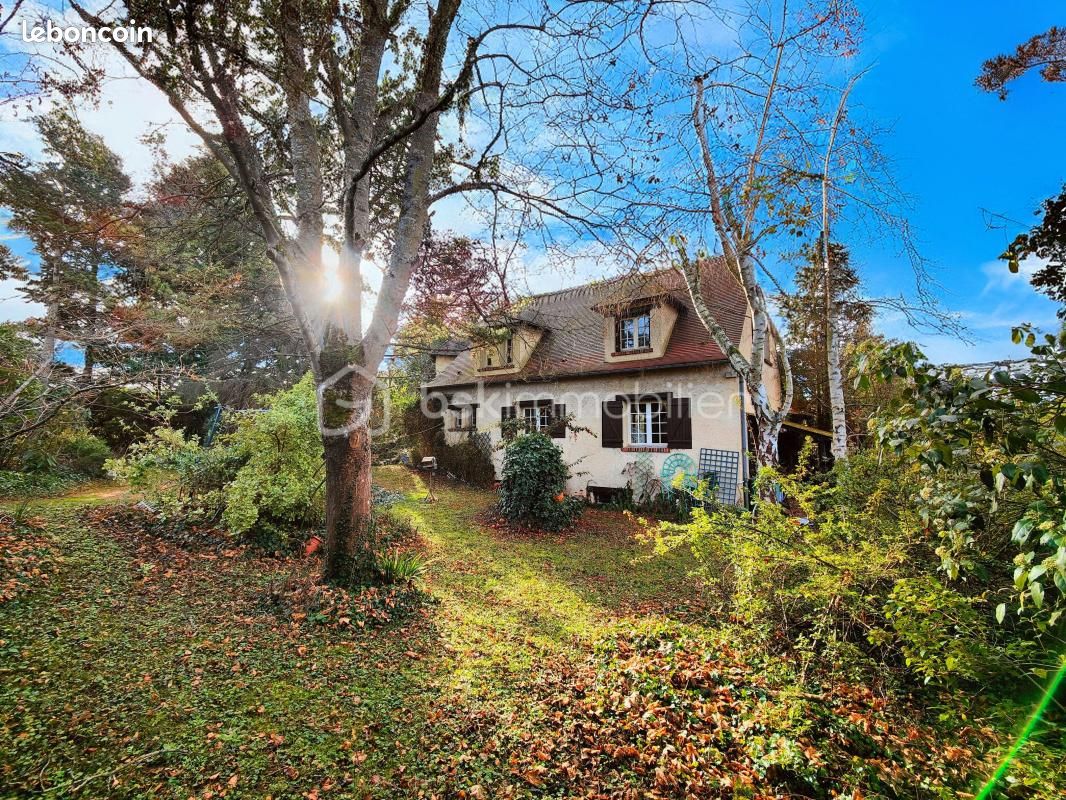 Maison 7 pièces 200 m² · à Villette · 200 m² · 499 000 €