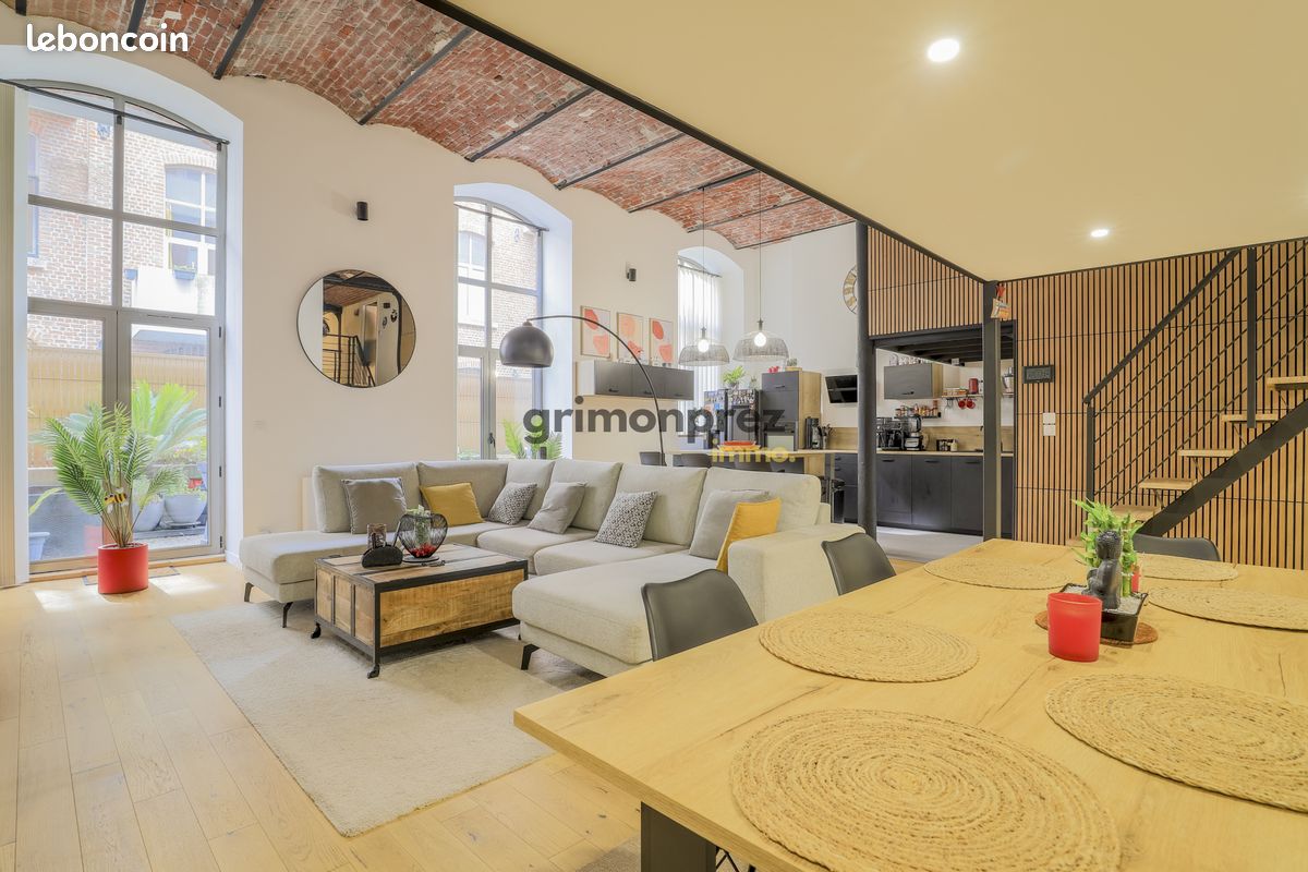 Appartement 5 pièces 140 m² · à Tourcoing · 140 m² · 239 000 €