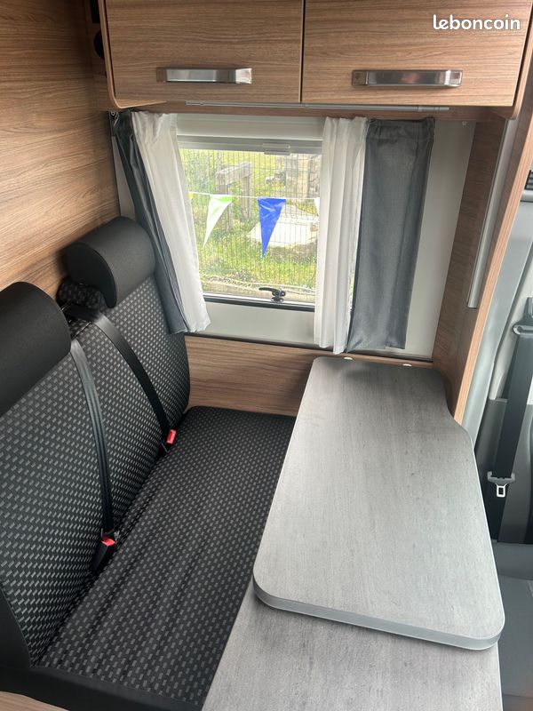 Camping car profile compact weinsberg carasuite 550 mg boite auto (image 5)