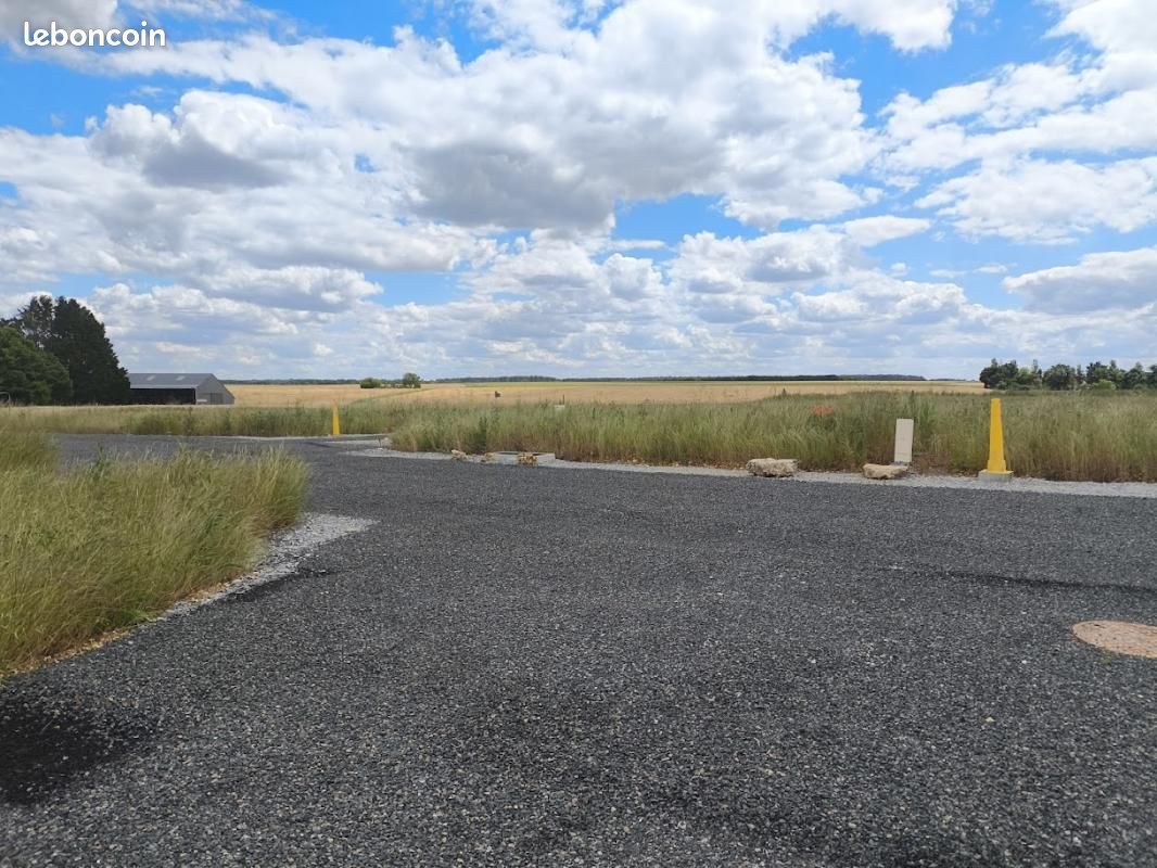 Terrain 666 m² Vouille · à Vouillé · 48 900 €
