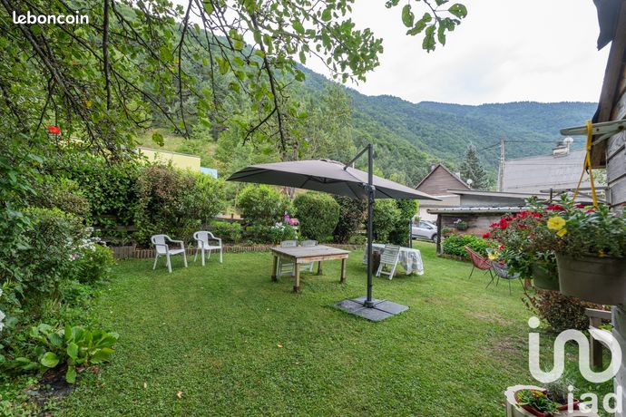 Propriété 5 pièces 133 m²