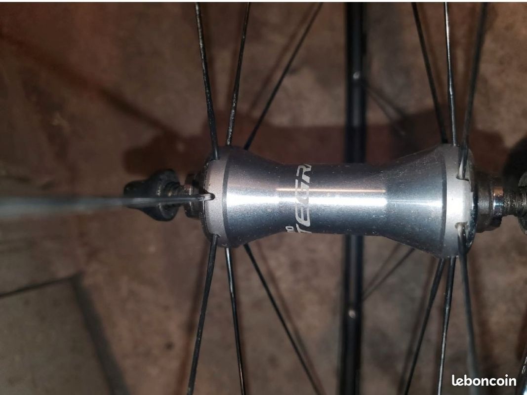 Paire des roues Ultegra 6700 (image 2)