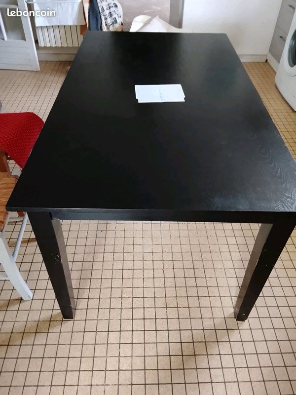 Table (image 1)