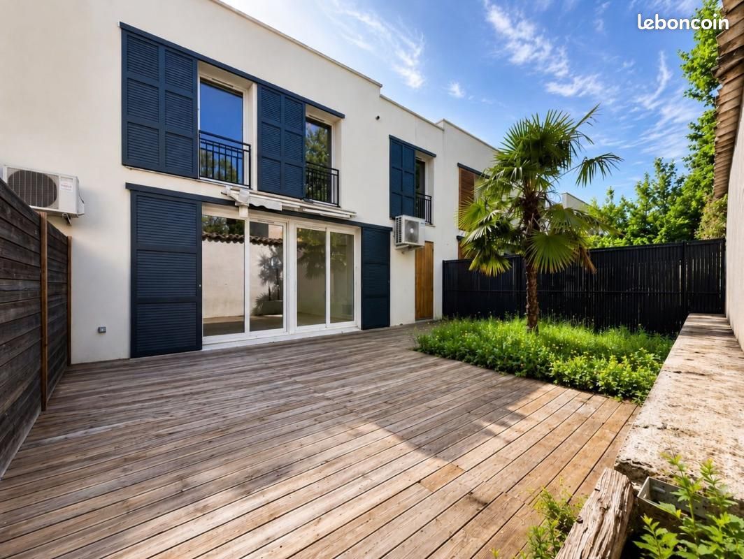 Maison 5 pièces 102 m² · à Vaulx-en-Velin · 102 m² · 1 550 €
