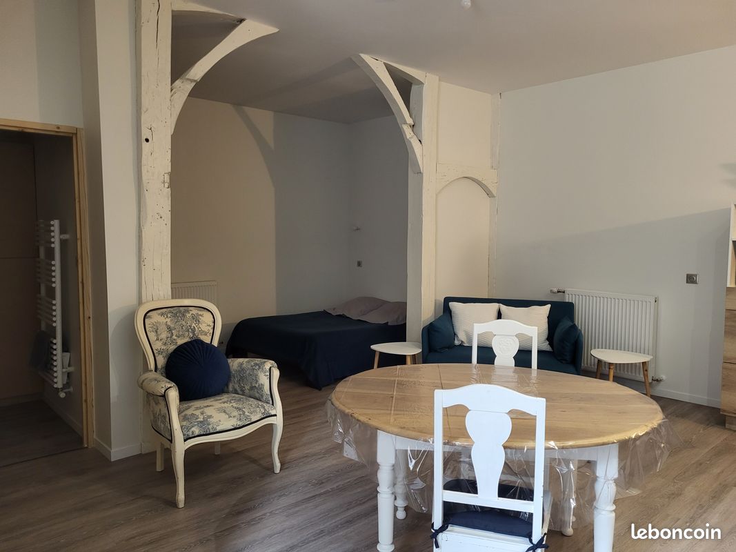 Appartement 1 pièce 42 m² · à Lons-le-Saunier · 41,9 m² · 88 000 €