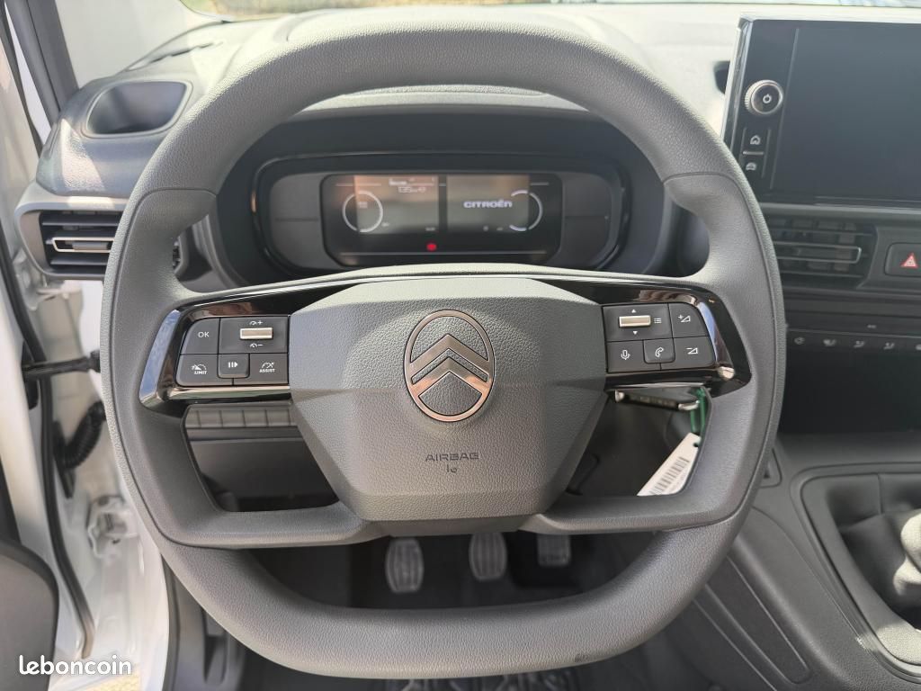 CITROEN BERLINGO III 1.5 BlueHDi S&S - 100 Fourgon M 650 kg (image 15)