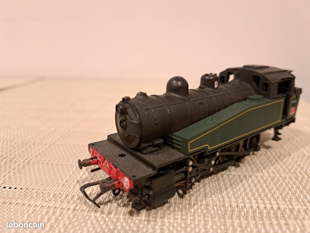 437268_8