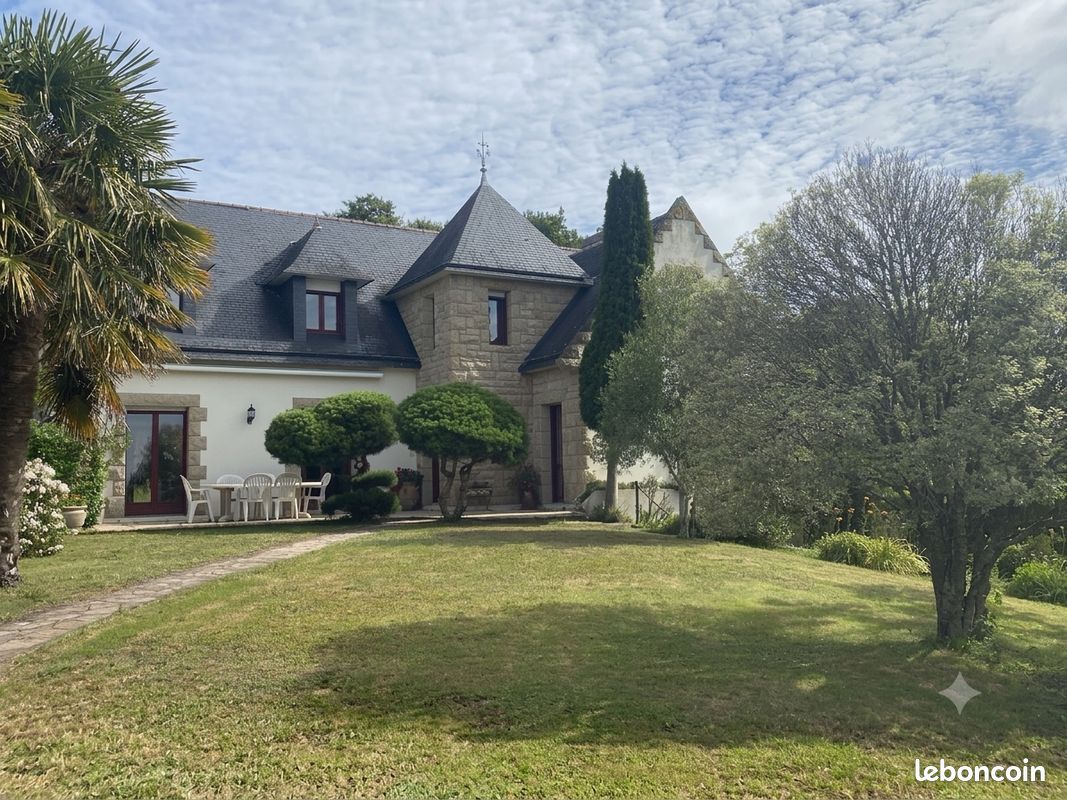 Maison 6 pièces 203 m² · à Quimperlé · 203 m² · 438 900 €