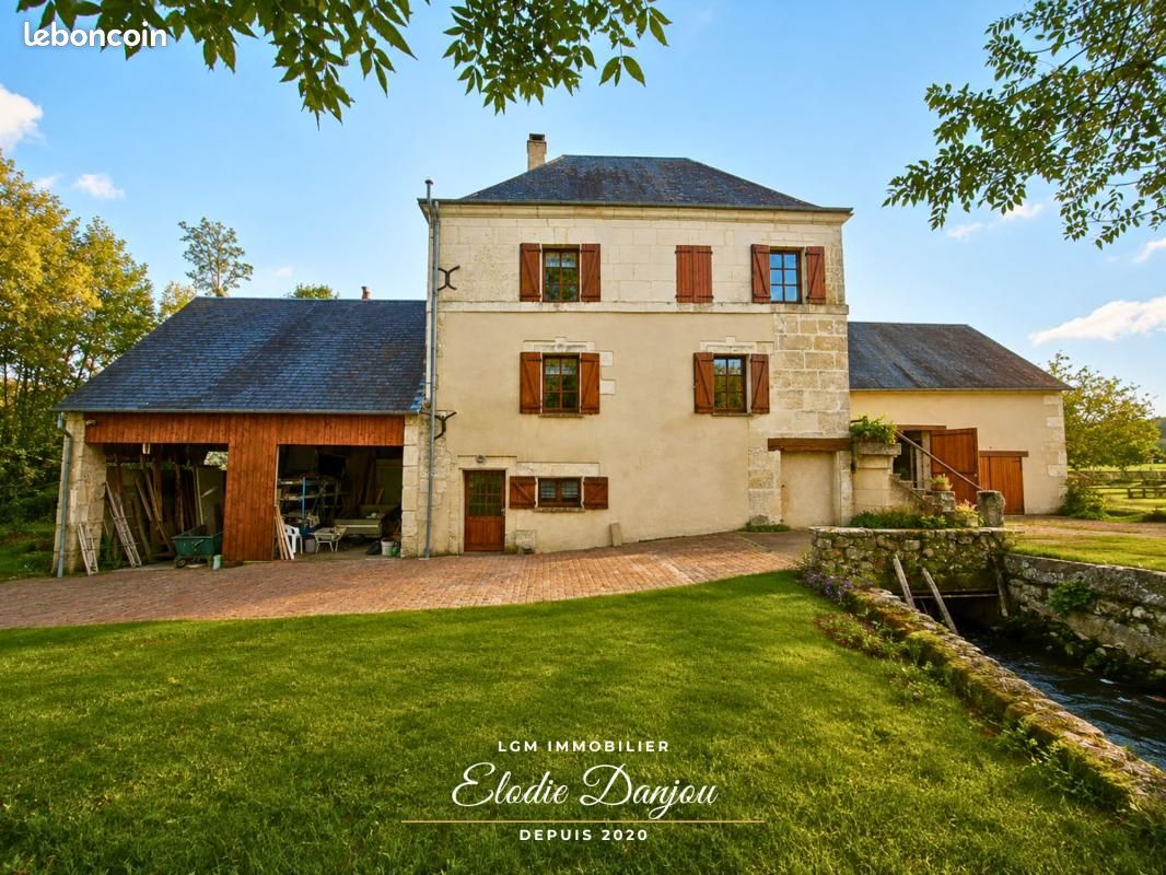 Maison 7 pièces 250 m² · à Vendôme · 250 m² · 438 000 €
