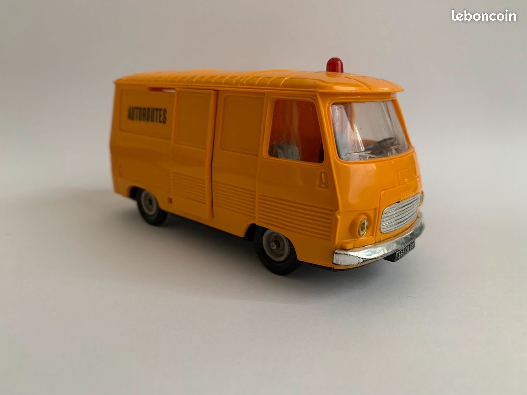 PEUGEOT 203 FOURGON tolé - Echelle 1.43°- Collection ALTAYA EUR 10,00