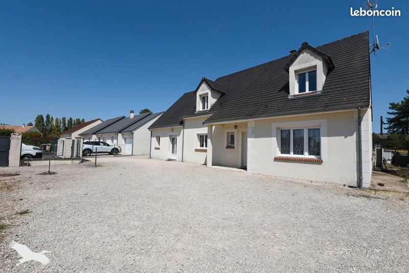 Maison 6 pièces 196 m² · au Controis-en-Sologne · 196 m² · 297 999 €