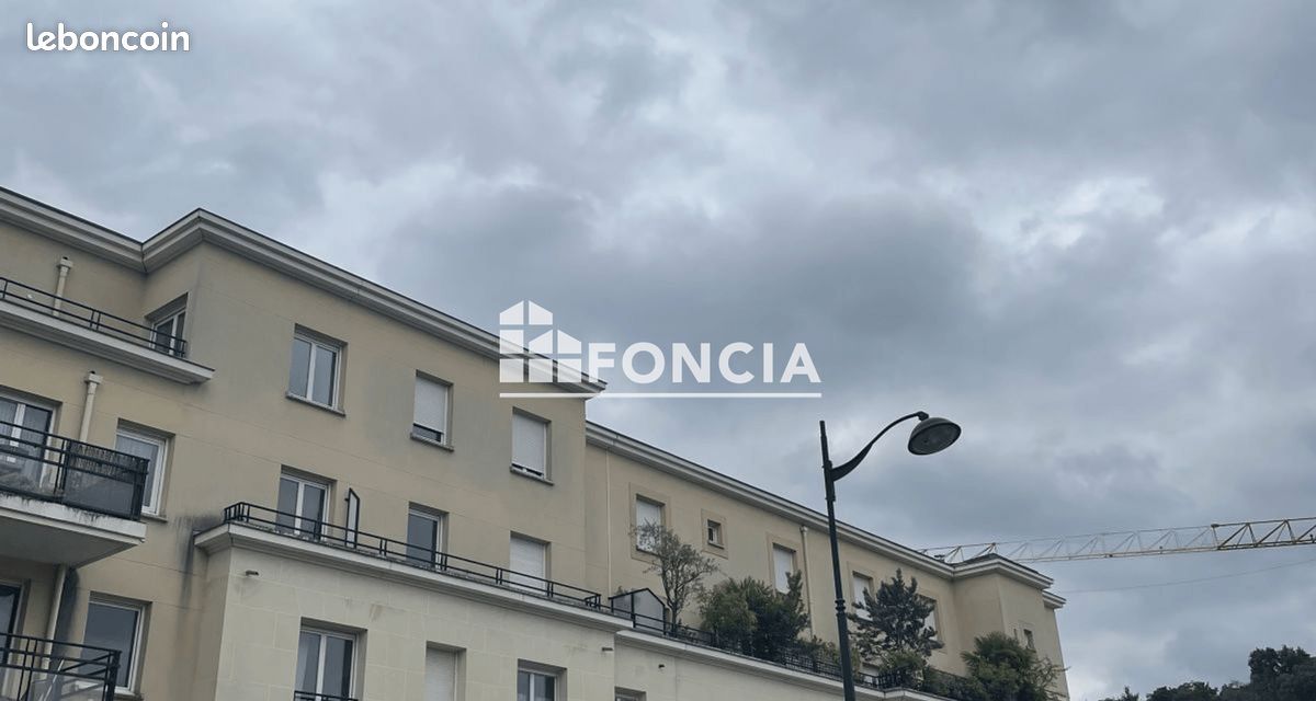 Appartement 2 pièces 44 m² · à Le Plessis-Robinson · 44 m² · 1 071 €