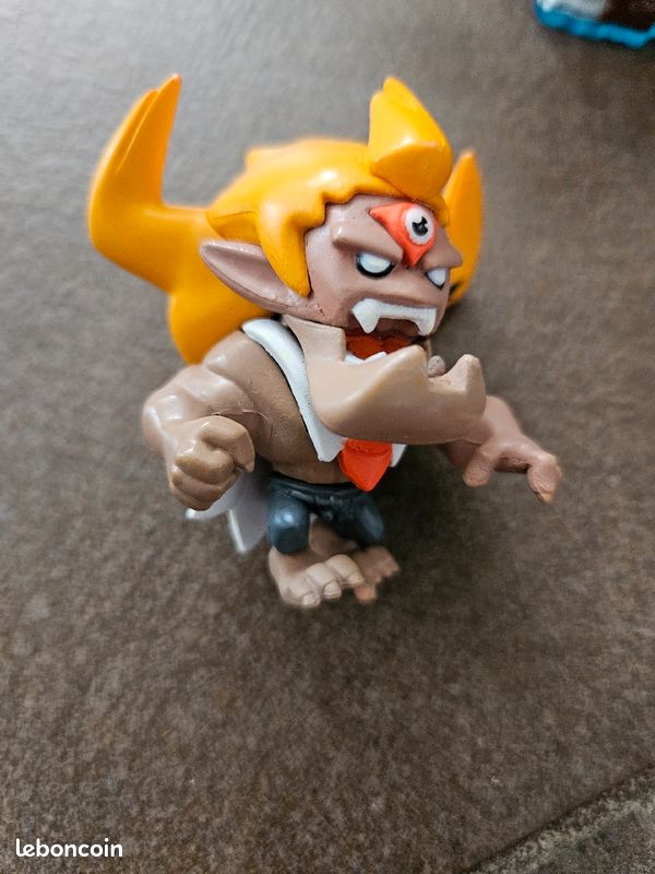 Lot de figurines (image 2)