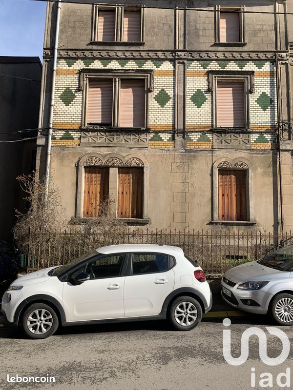 Maison 9 pièces 180 m² · à Nilvange · 180 m² · 130 000 €