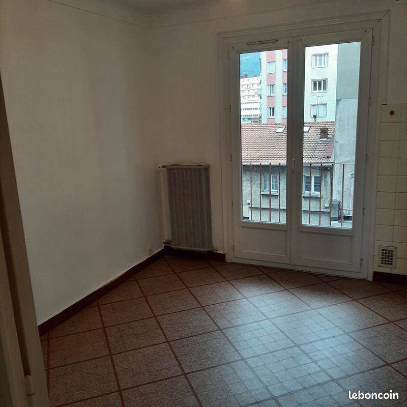 Appartement a louer grenoble - 2 pièce(s) - 58 m2 - Surfyn