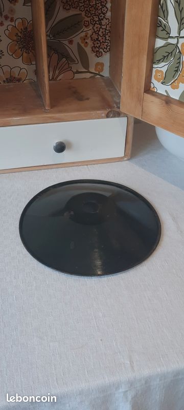 Abat-jour ancien en tôle émaillée Kaki (image 10)