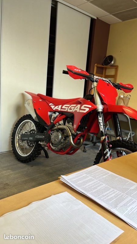 250 gas gas (image 1)