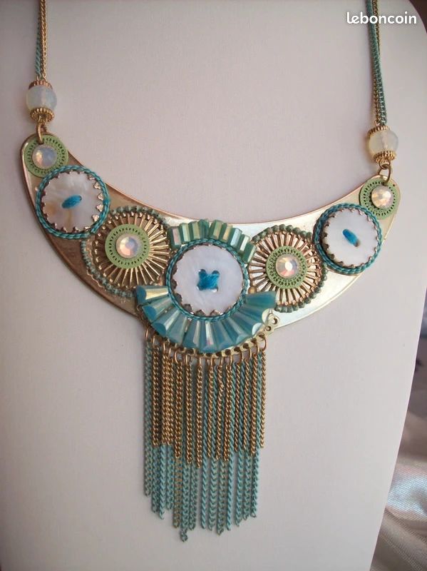 Collier moderne torque (image 3)