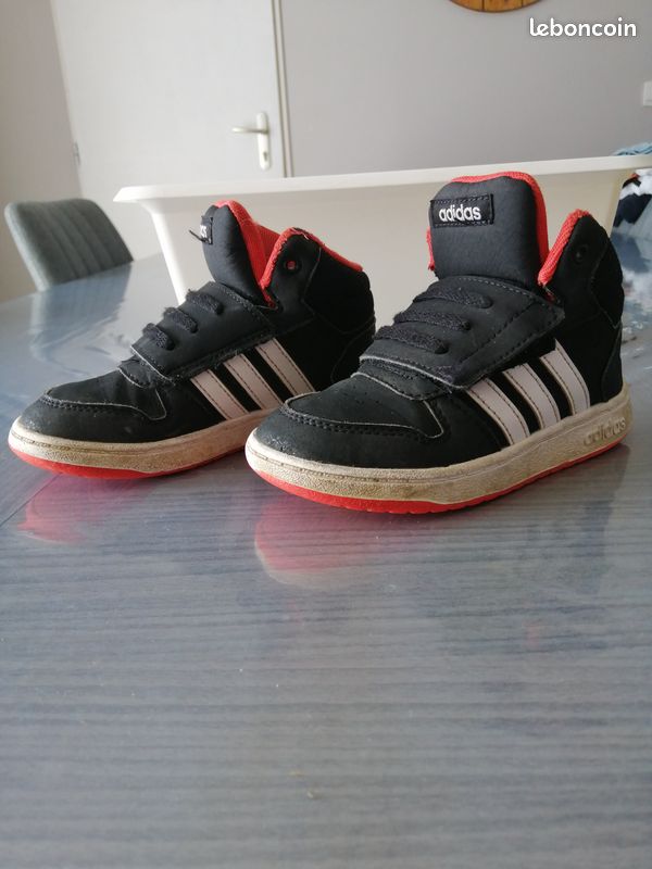 Paire basket Adidas T27 (image 1)