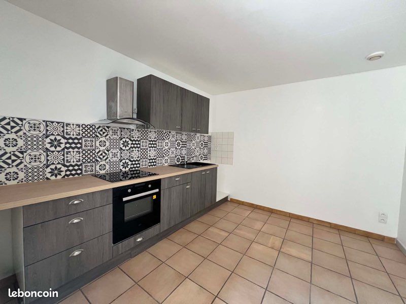 Appartement 2 pièces 40 m² · à Vitry-le-François · 40 m² · 490 €/mois