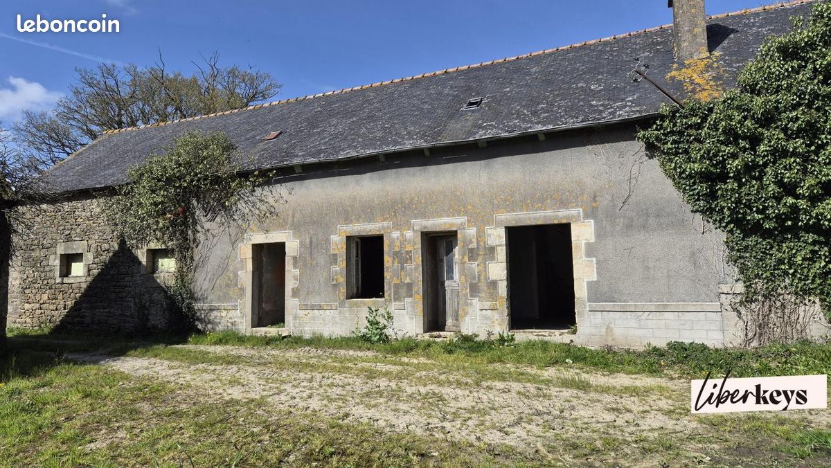 Maison 4 pièces 143 m² · à Le Mené · 143 m² · 120 000 €
