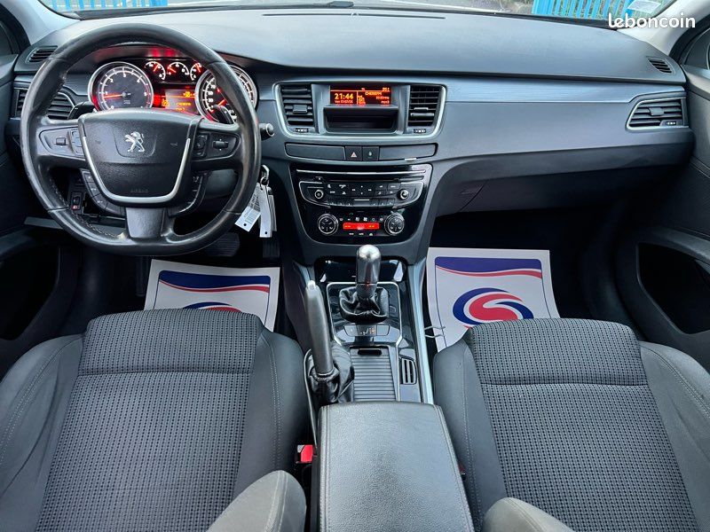 Peugeot 508 1.6 E-HDI BLUE LION BMP6 S&S 112CH / Clim / Jante / Régulateur / Boîte auto / LED / Radar / Bluetooth / Entretenue / Garantie (image 4)