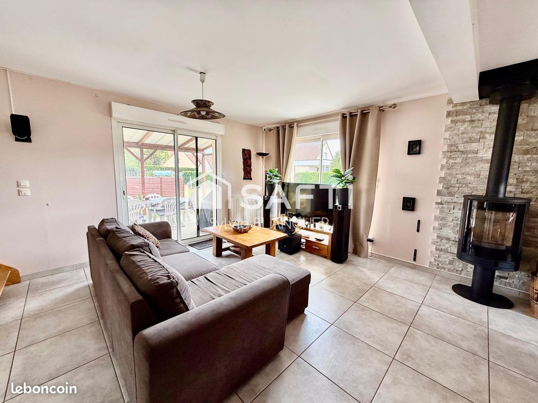 Maison 7 pièces 155 m² · à Cléville · 155 m² · 299 900 €