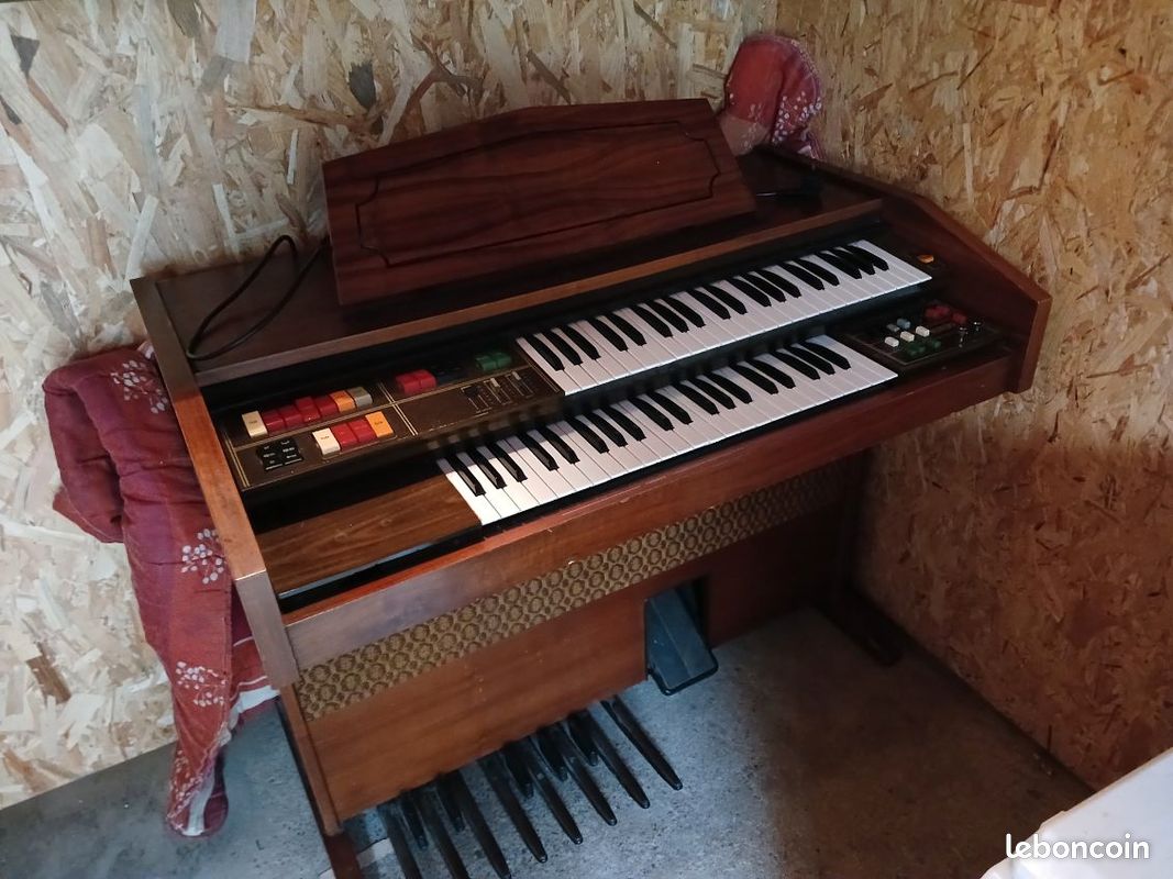 Orgue ancien (image 1)