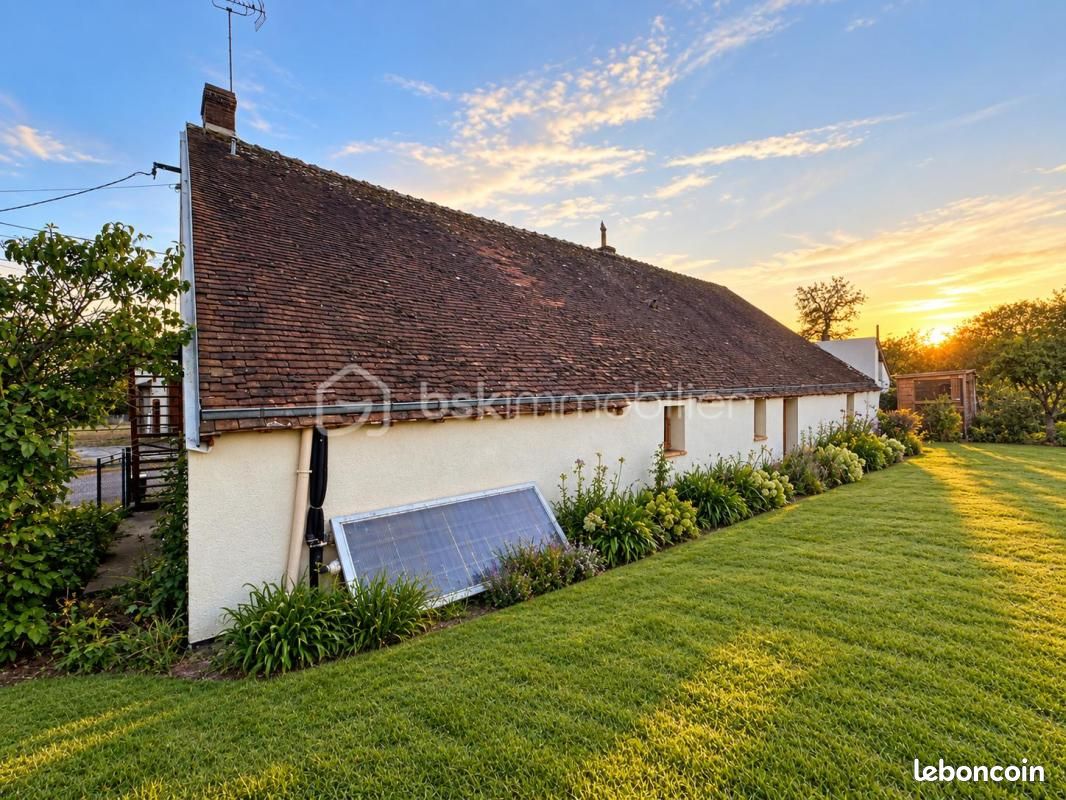 Maison 3 pièces 93 m² · à Charny Orée de Puisaye · 93 m² · 89 000 €