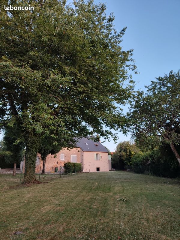 Maison 4 pièces 90 m² · à Saint-Honoré-les-Bains · 90 m² · 750 €/mois