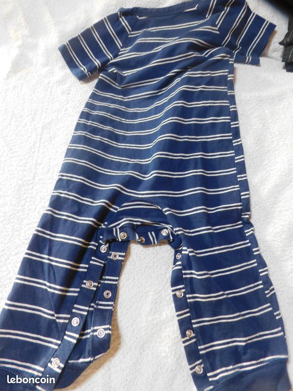 Bodies bleu trait blancs (image 3)