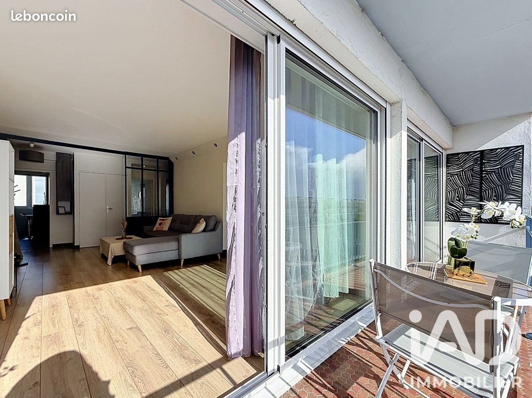 Appartement 3 pièces 74 m² · à La Rochelle · 74 m² · 157 500 €