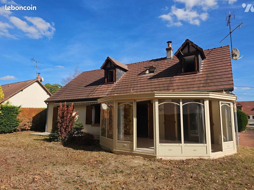Maison 5 pièces 122 m² · à Villefranche-sur-Cher · 122 m² · 168 640 €