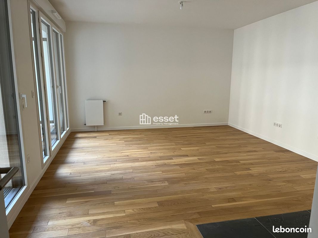 Appartement 2 pièces 51 m² · à Courbevoie · 51 m² · 1 245 €/mois
