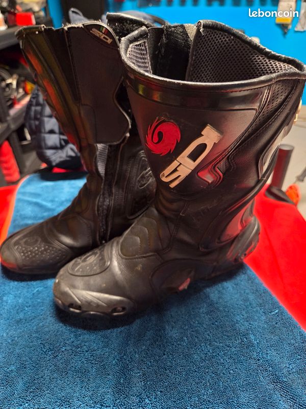 Bottes de moto Sidi (image 1)