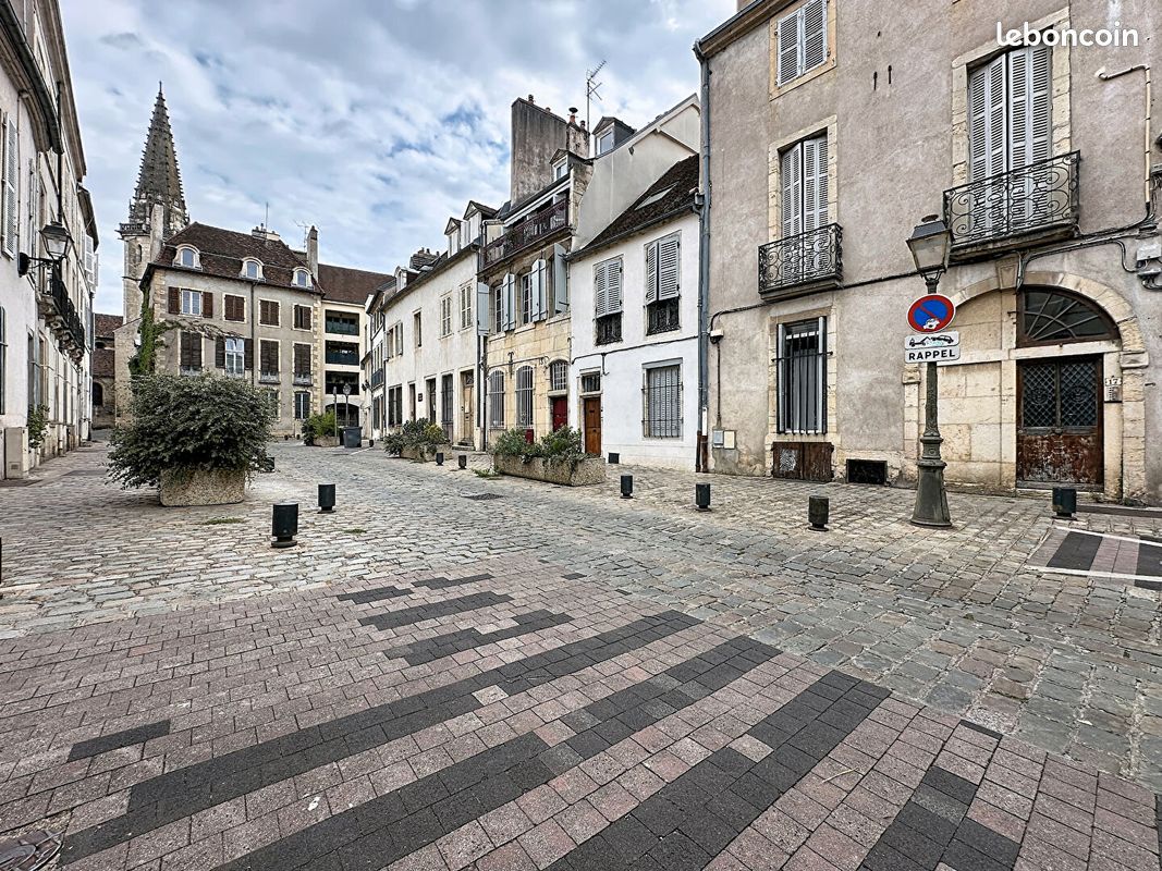 Appartement 1 pièce 45 m² · à Dijon · 45 m² · 129 000 €