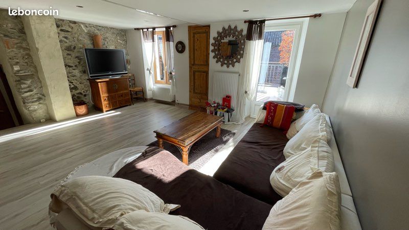 Maison 3 pièces 90 m² · à Crêts en Belledonne · 90 m² · 215 000 €