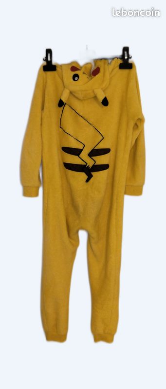 Pyjama-combi Pikachu taille 8-10 ans Vêtements
