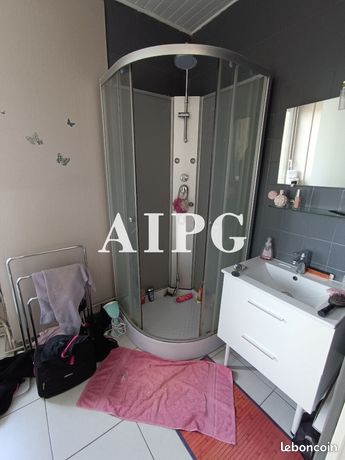 https://img.leboncoin.fr/api/v1/lbcpb1/images/11/ae/58/11ae58649f7b163cb09a094f12f85029729890ef.jpg?rule=ad-image