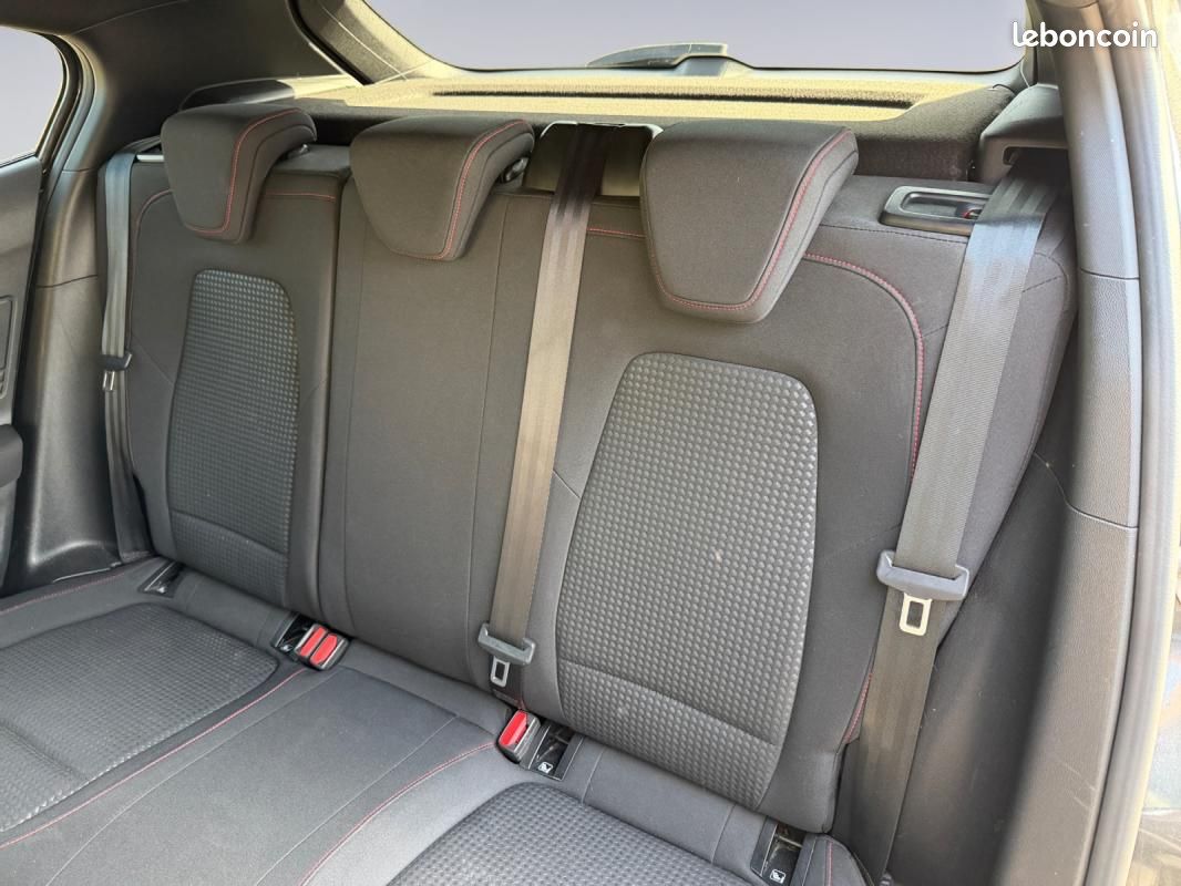 Ford Focus IV 1.0 ECOBOOST 125 S&S ST-LINE (image 13)