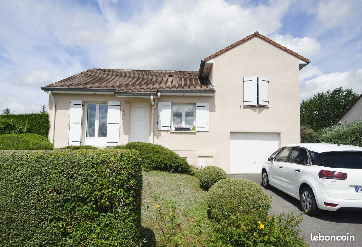Maison 98 m² · à Charleville-Mézières · 98 m² · 841 €