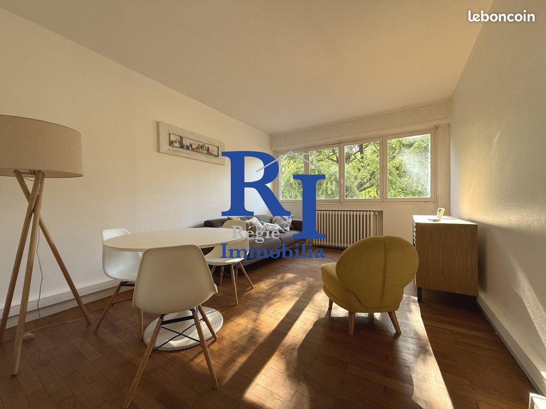 Appartement 4 pièces 80 m² · à Grenoble · 80 m² · 235 000 €
