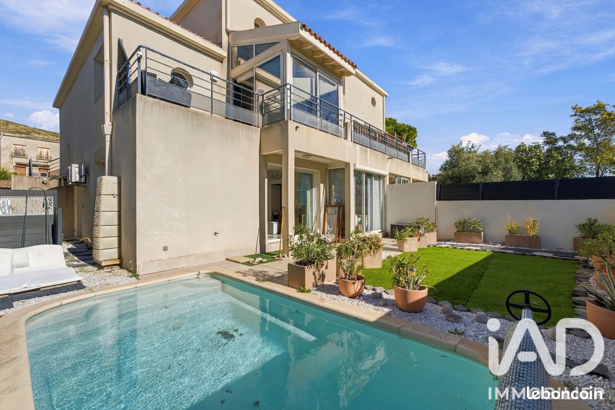 Maison 6 pièces 157 m² · à Marseille · 157 m² · 536 000 €