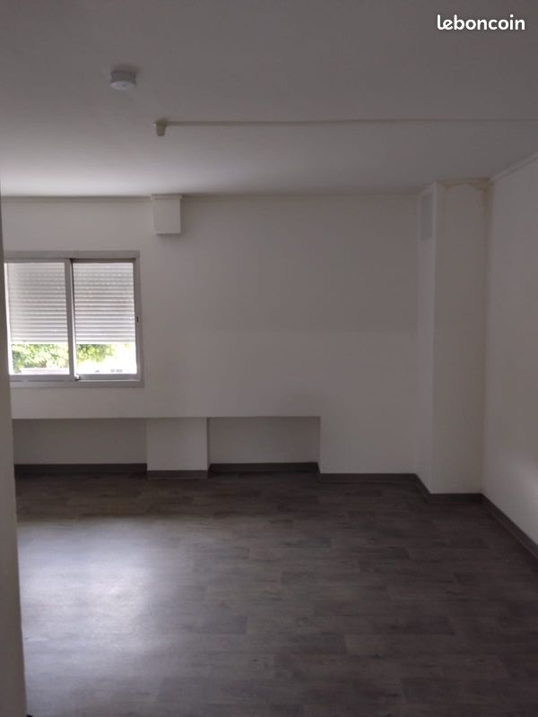 Appartement 1 pièce 25 m² · à Saint-Denis · 25 m² · 403 €